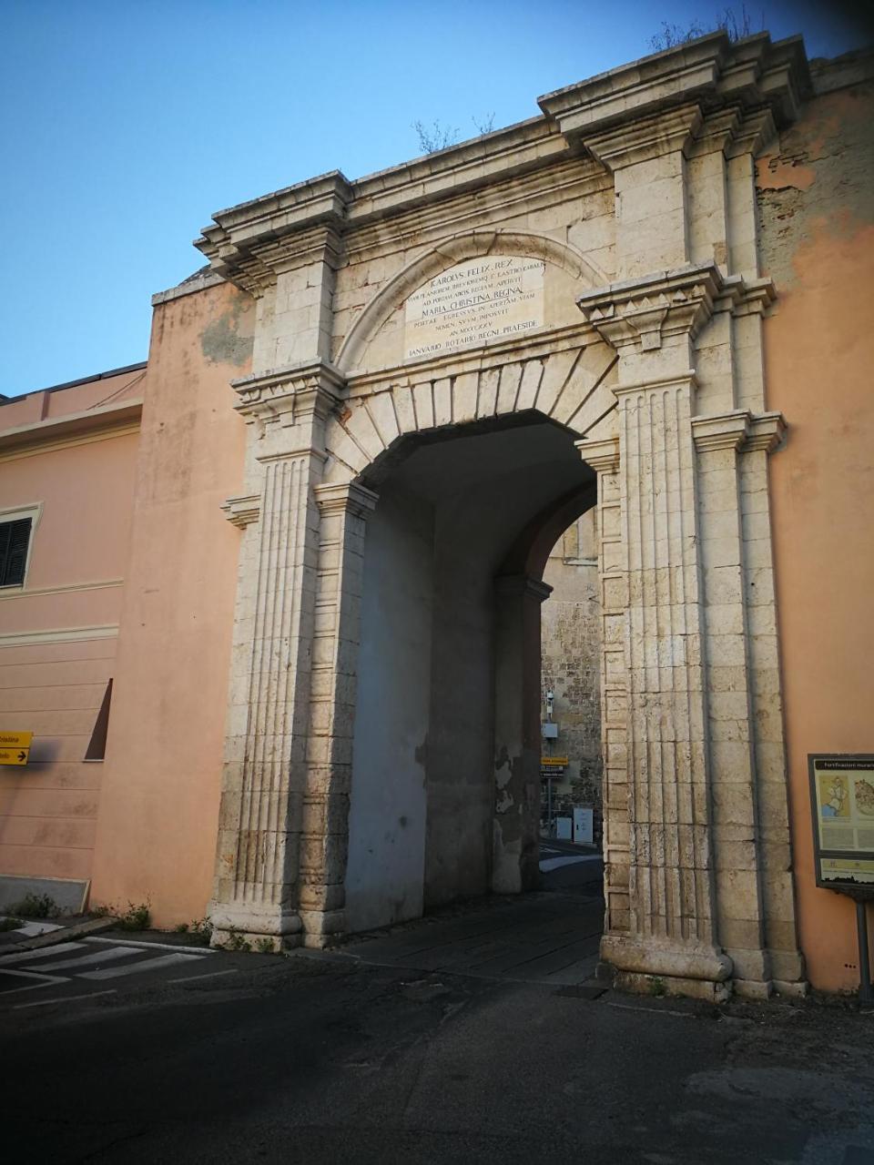 Da Agnese Locazioni Brevi Hotel Cagliari Exterior photo